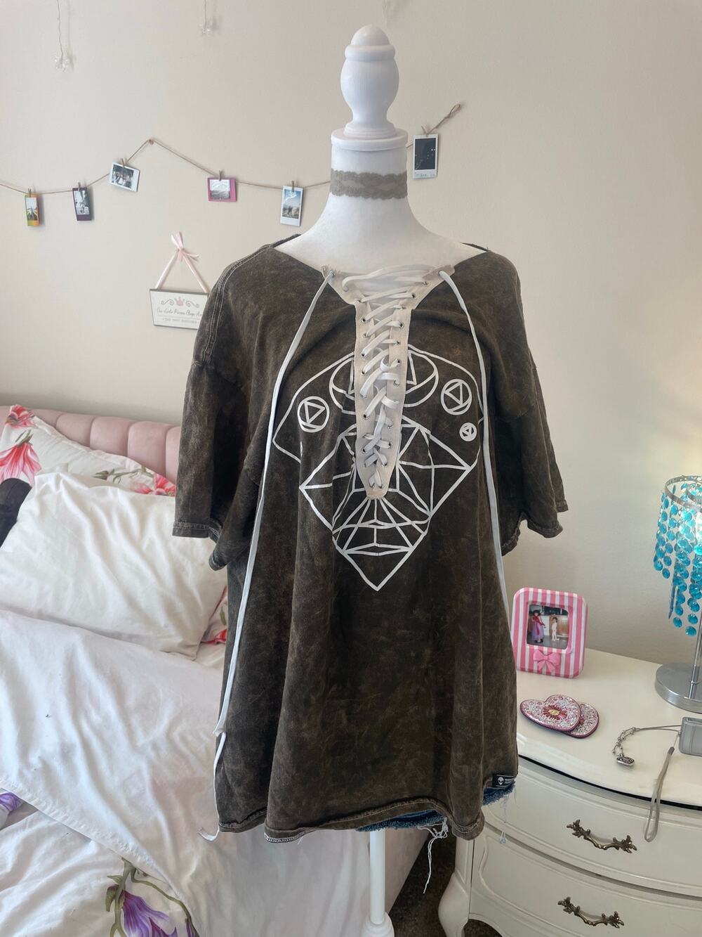 grey acid wash moon phase top